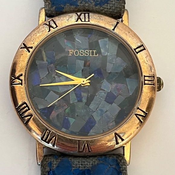 1994 FOSSIL RARE SHATTERED ABALONE WATCH SC-5489 - Picture 3 of 8